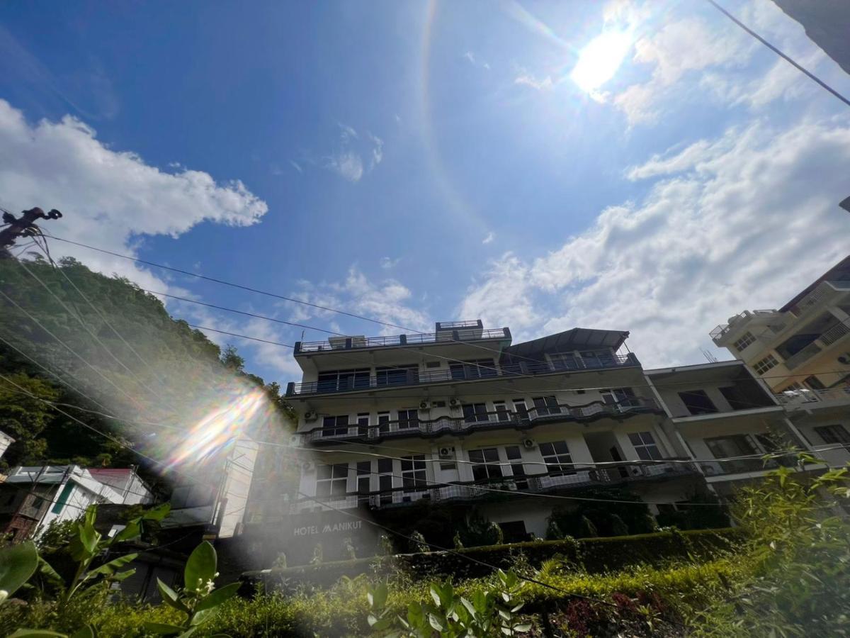 Hotel Manikut Рішикеш Екстер'єр фото